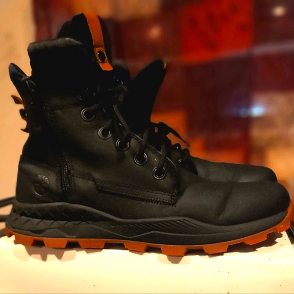 Exclusive TIMBERLAND ZIPPER BOOT sohard to find not made anymore in America...